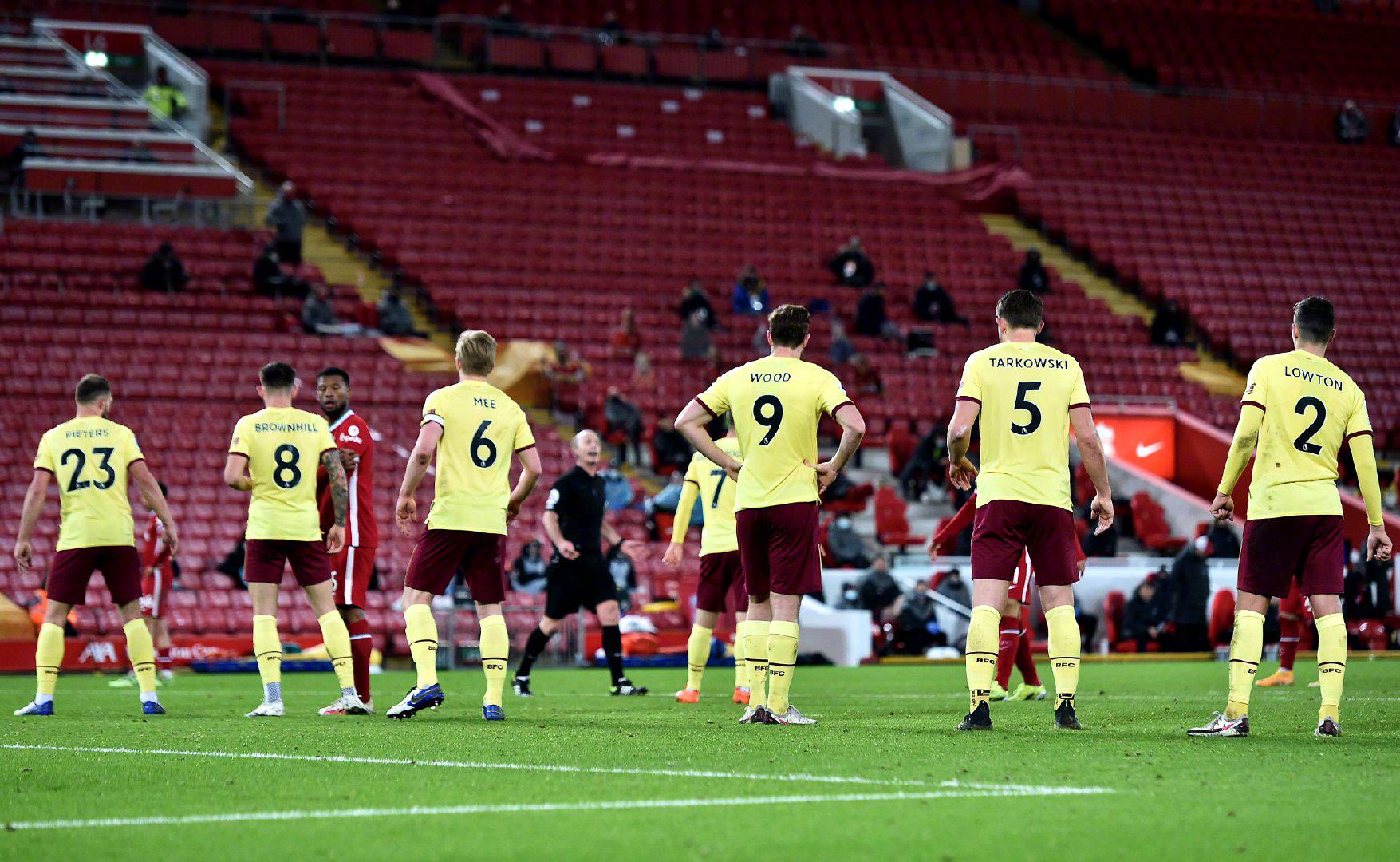 而是以更加 而是以更加